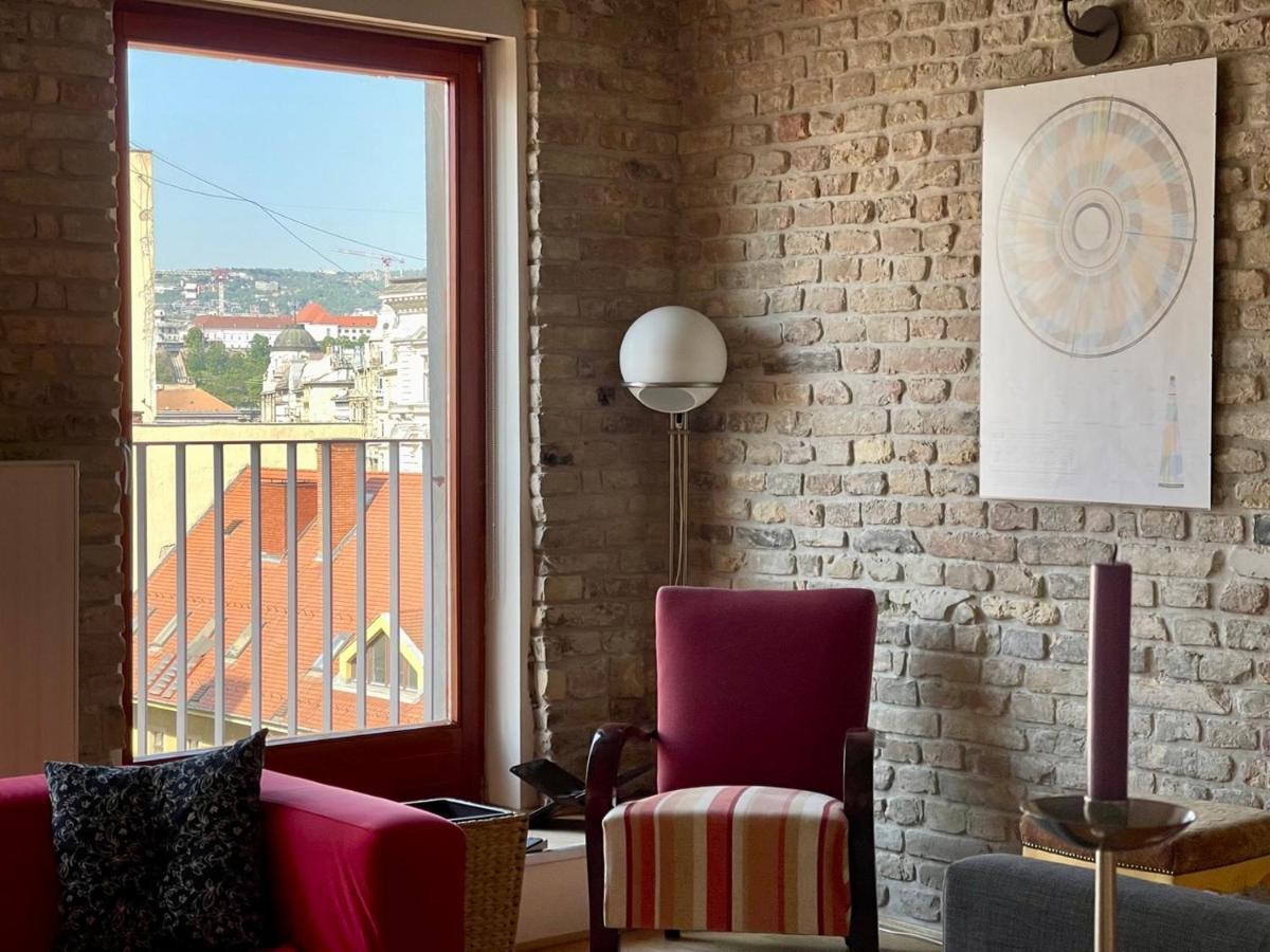Penthouse W Private Rooftop And Free Parking Budapest Exterior photo