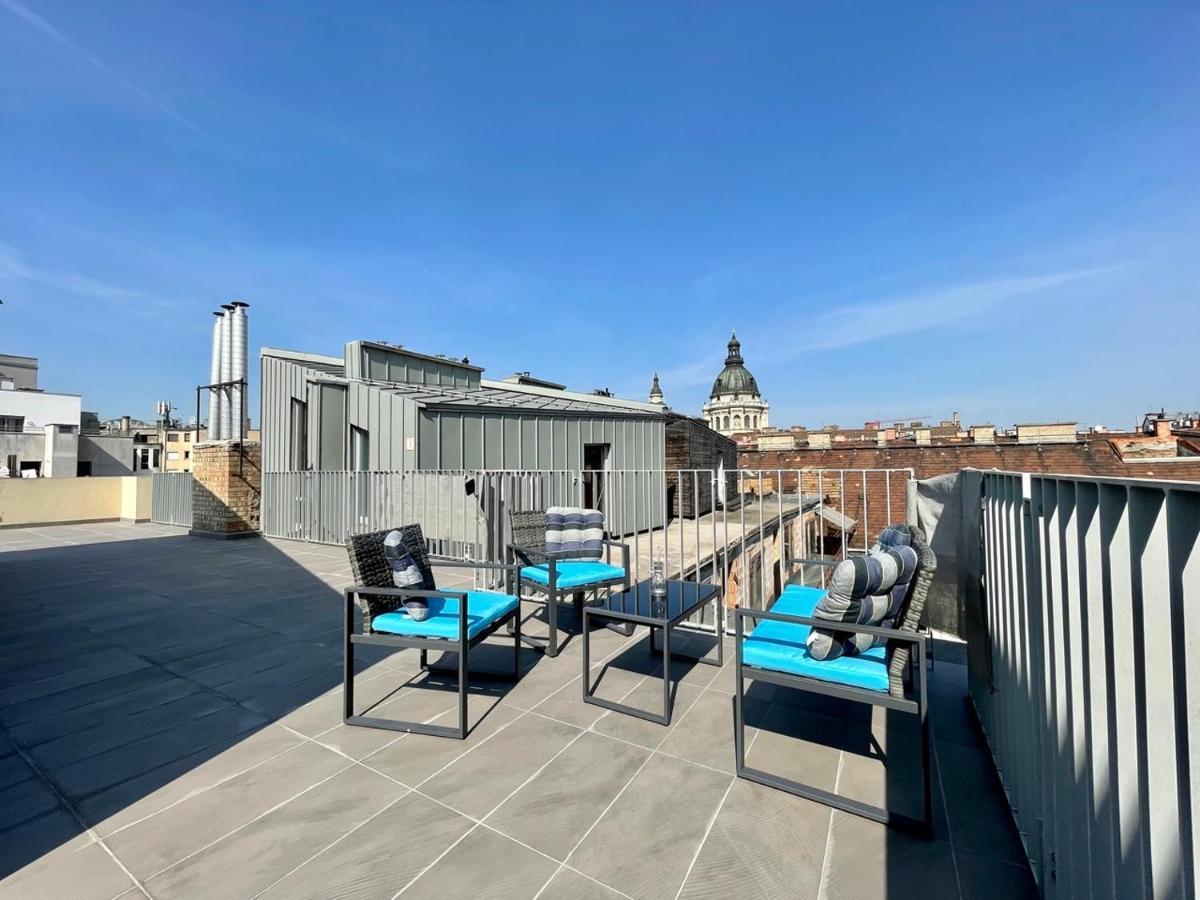 Penthouse W Private Rooftop And Free Parking Budapest Exterior photo