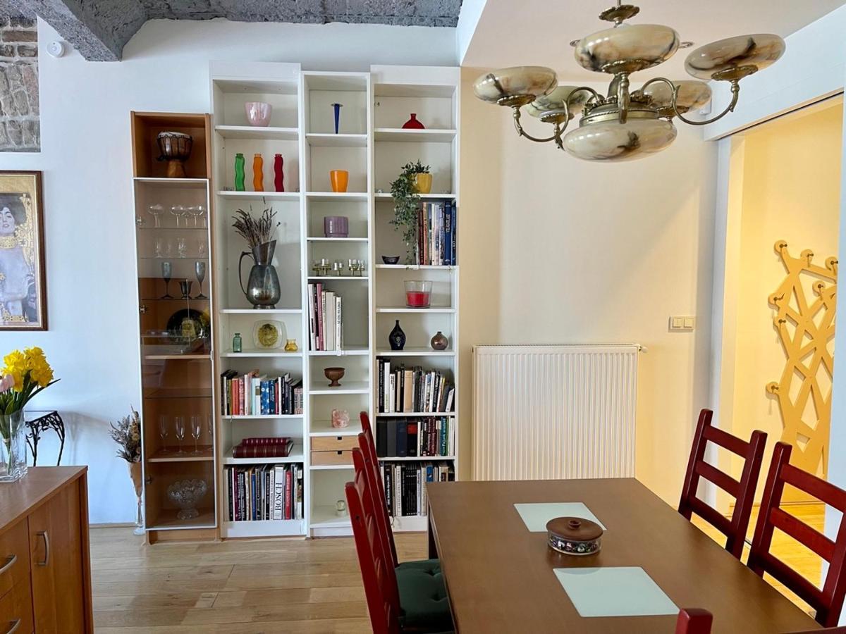 Penthouse W Private Rooftop And Free Parking Budapest Exterior photo